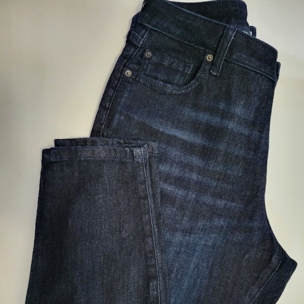 NWOT Amazon Essentials Curvy Skinny Jeans Dark Wash Size 16